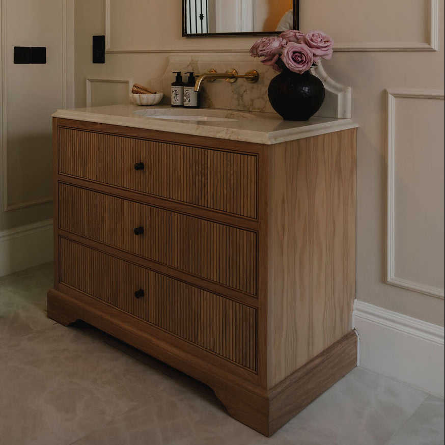 The Warwick ~ Reeded