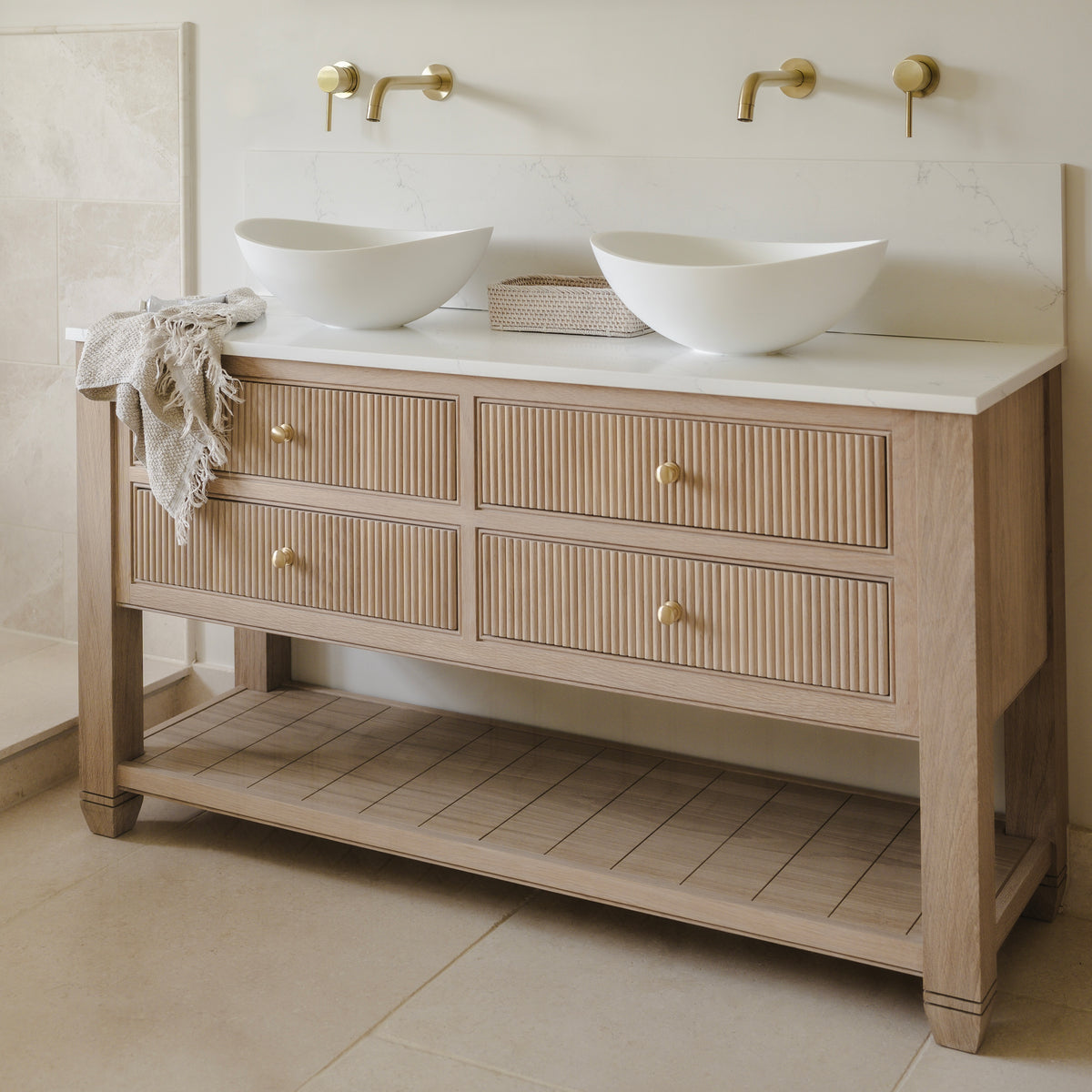 Oak sample, Signature and Reeded Oak finish